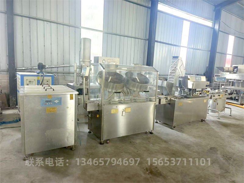 轉(zhuǎn)盤數(shù)粒瓶裝線.jpg 轉(zhuǎn)盤數(shù)粒瓶裝線.jpg