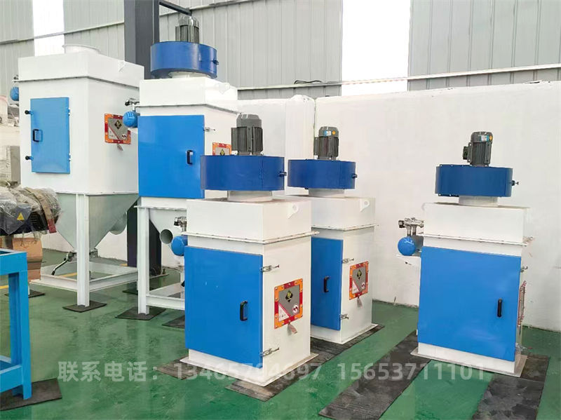 飼料附屬設(shè)備.jpg 飼料附屬設(shè)備.jpg