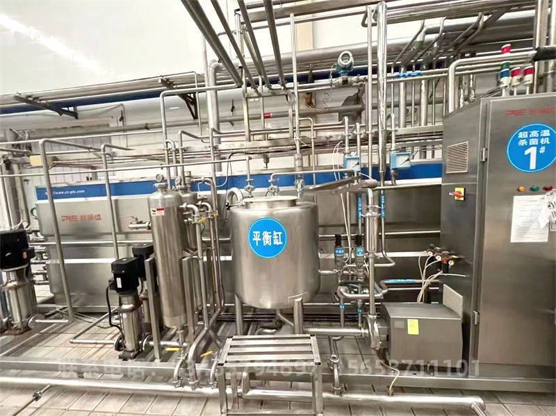 超高溫殺菌機(jī)設(shè)備.jpg 超高溫殺菌機(jī)設(shè)備.jpg