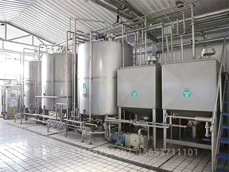 發(fā)酵調(diào)配設(shè)備.jpg 發(fā)酵調(diào)配設(shè)備.jpg