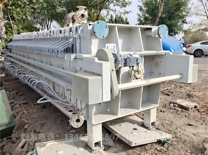 隔膜廂式壓濾機(jī).jpg 隔膜廂式壓濾機(jī).jpg
