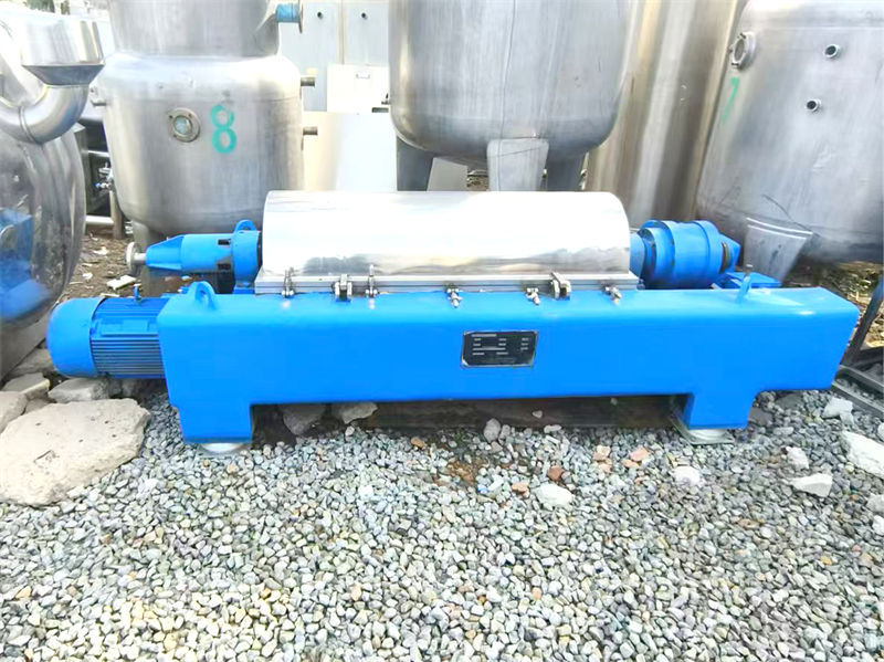 臥式螺旋沉降離心機.jpg 臥式螺旋沉降離心機.jpg