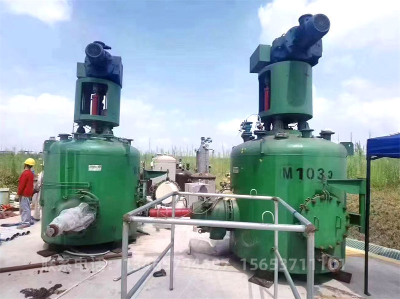 二手化工設備1.jpg 二手化工設備1.jpg