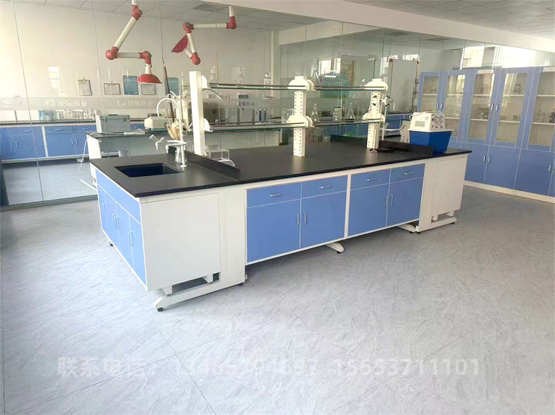 實(shí)驗(yàn)室工作臺(tái).jpg 實(shí)驗(yàn)室工作臺(tái).jpg