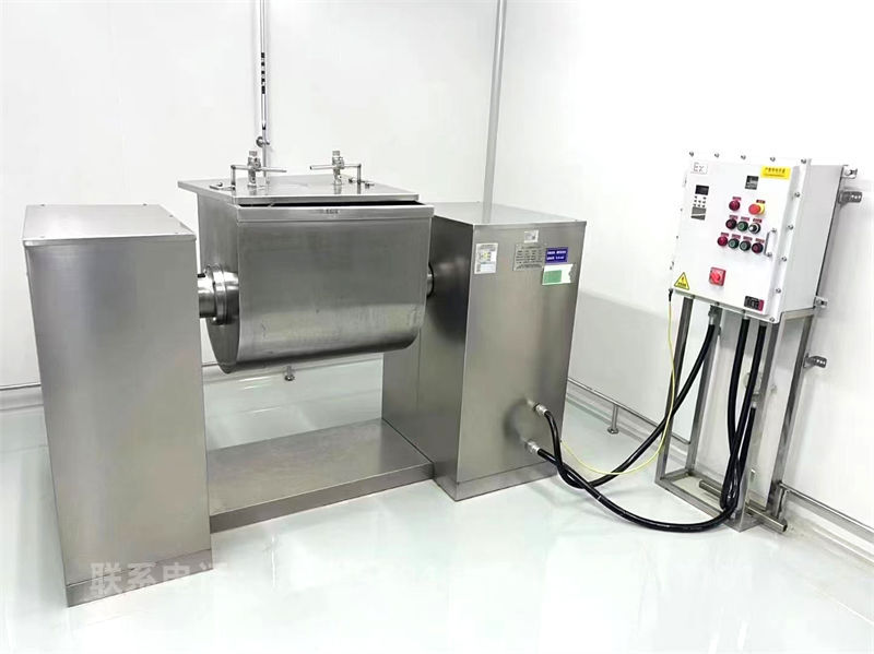 100型槽型混合機.jpg 100型槽型混合機.jpg