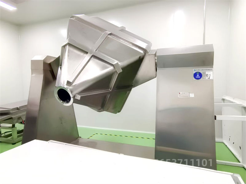 2000L不銹鋼方錐混合機(jī).jpg 2000L不銹鋼方錐混合機(jī).jpg