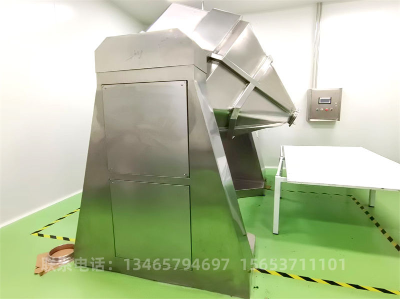 不銹鋼方錐混合機(jī).jpg 不銹鋼方錐混合機(jī).jpg