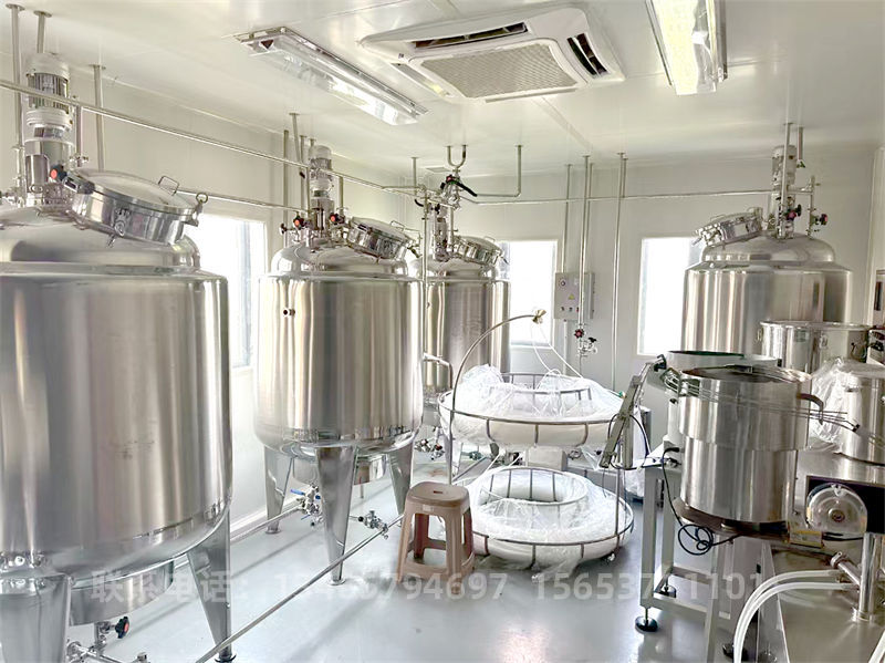 1000不銹鋼攪拌罐.jpg 1000不銹鋼攪拌罐.jpg