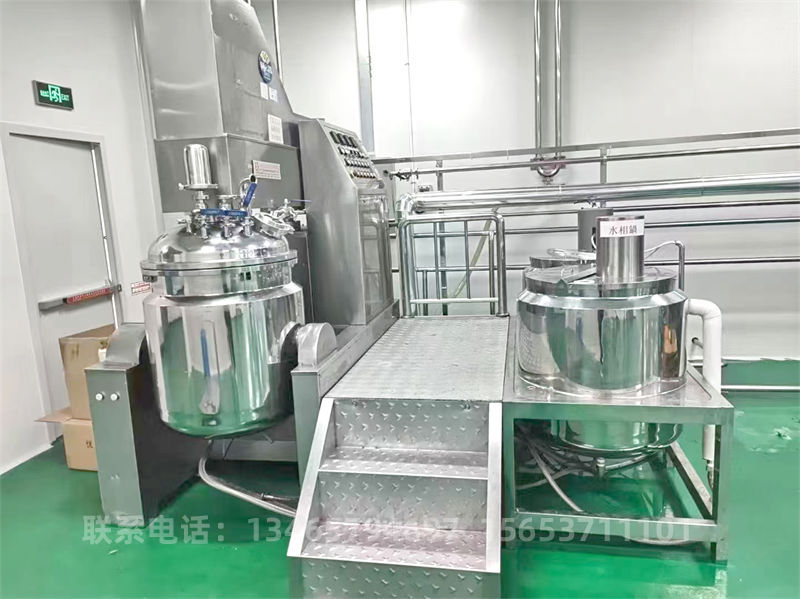 100I型真空乳化機.jpg 100I型真空乳化機.jpg