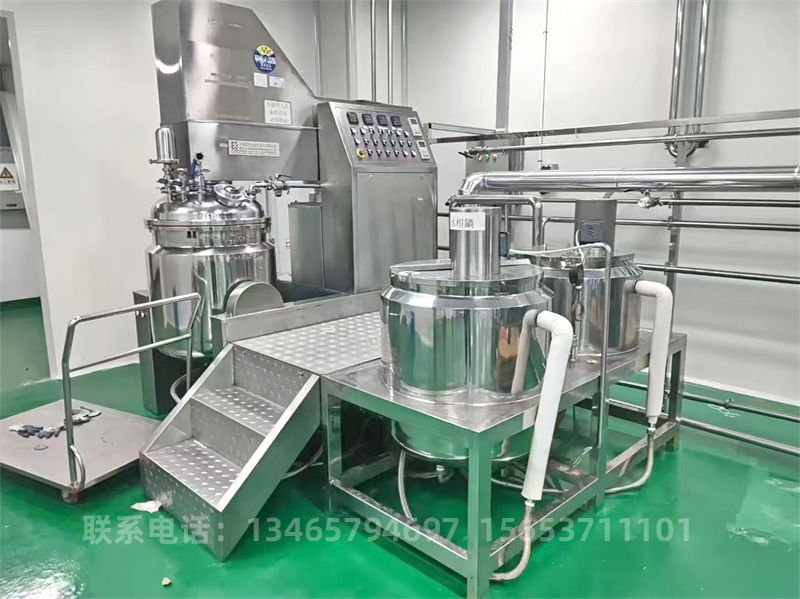 100II型真空乳化機(jī).jpg 100II型真空乳化機(jī).jpg