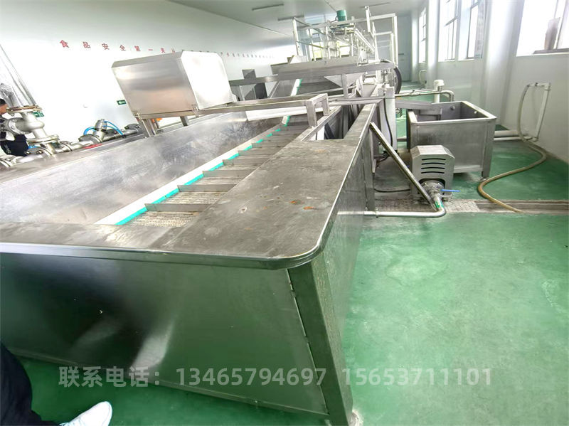 食品清洗流水線.jpg 食品清洗流水線.jpg